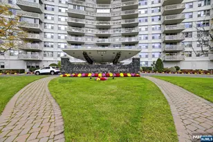 2100 Linwood Ave 17U, Fort Lee, NJ 07024 - Photo 1