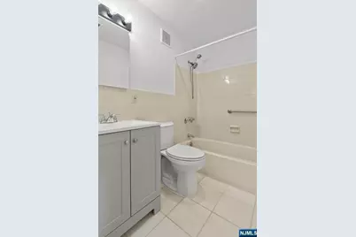 109 Grand 1A #1A, Englewood, NJ 07631 - Photo 19