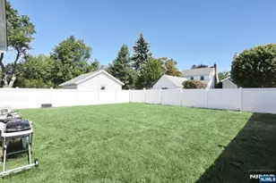 221 Passaic Ave, Hasbrouck Heights, NJ 07604 - Photo 27