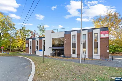 201 Lower Notch Road, Little Falls Township, NJ 07424 - Photo 3