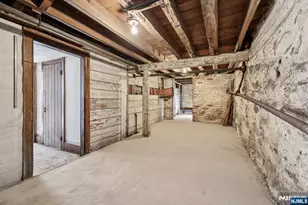 142 Island Rd, Mahwah, NJ 07430 - Photo 41