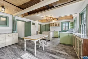 142 Island Rd, Mahwah, NJ 07430 - Photo 15