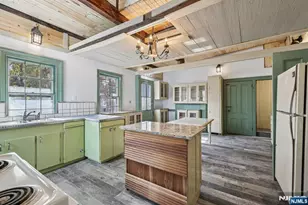 142 Island Rd, Mahwah, NJ 07430 - Photo 17