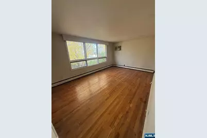 16 Corabelle Avenue, Lodi, NJ 07644 - Photo 9