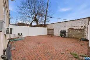 72 Sherman Ave, Newark, NJ 07114 - Photo 11