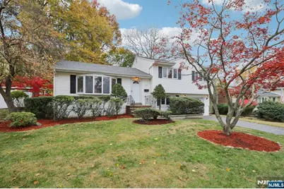 145 Vivian Avenue, Emerson, NJ 07630 - Photo 3