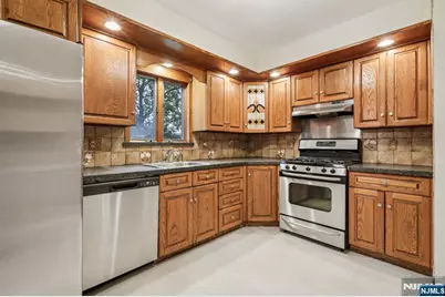 145 Vivian Avenue, Emerson, NJ 07630 - Photo 11