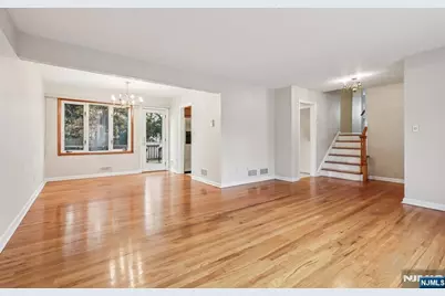 145 Vivian Avenue, Emerson, NJ 07630 - Photo 7