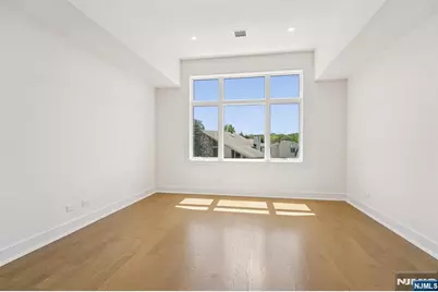 316 Bolz Street, Englewood Cliffs, NJ 07632 - Photo 37