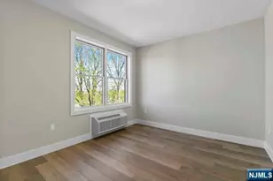 2021 Jones Road 106, Fort Lee, NJ 07024 - Photo 5