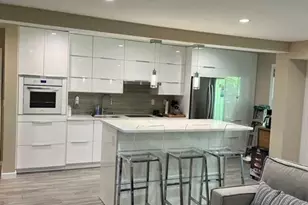 550 North Ave E, Fort Lee, NJ 07024 - Photo 5