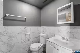1109 Essex Ave, Linden, NJ 07036 - Photo 25