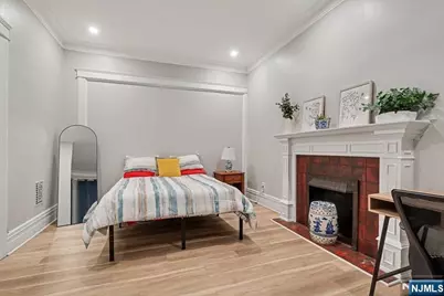 257 Woodlawn Avenue, Jersey City, NJ 07305 - Photo 9