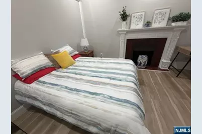 257 Woodlawn Avenue, Jersey City, NJ 07305 - Photo 21