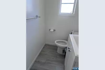 13 Lee Place, Clifton, NJ 07011 - Photo 3