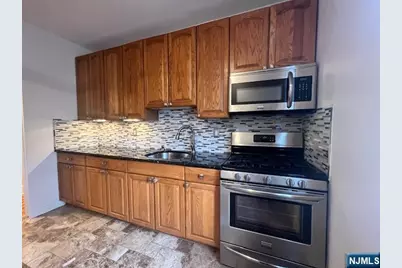 215 Orient Way B2 #B2, Rutherford, NJ 07070 - Photo 17