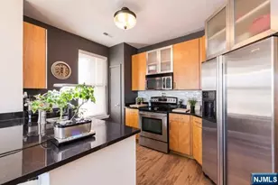 26 Ave At Port Imperial 135, West New York, NJ 07093 - Photo 5