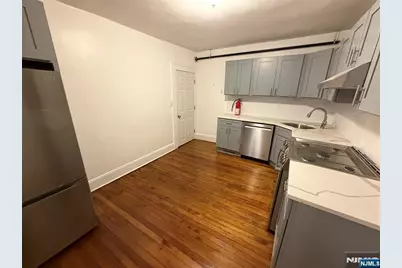 24-30 Pleasant 1 East #1 East, Maywood, NJ 07607 - Photo 3