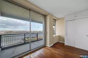 2 Horizon Road 1418, Fort Lee, NJ 07024 - Photo 11