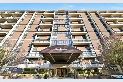 2 Horizon Road 1418 #1418, Fort Lee, NJ 07024 - Photo 1