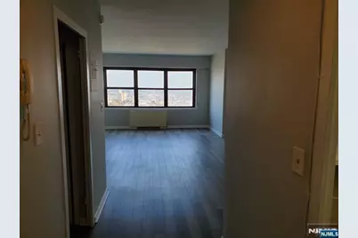 285 Aycrigg Avenue 22C #22C, Passaic, NJ 07055 - Photo 7