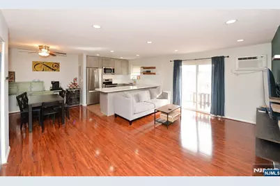 199 Bergen Turnpike 3J #3J, Ridgefield Park, NJ 07660 - Photo 3