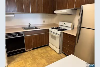 6 Horizon Road 302 #302, Fort Lee, NJ 07024 - Photo 7