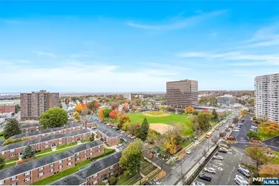 2000 Linwood Avenue 5L #5L, Fort Lee, NJ 07024 - Photo 25