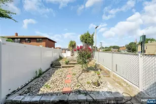 425 Hancock Pl, Fairview, NJ 07022 - Photo 29