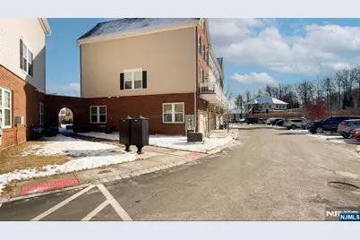 54 Landmark Lane 54 #54, Fair Lawn, NJ 07410 - Photo 5