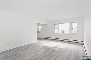 86 Chestnut St, Rutherford, NJ 07070 - Photo 13