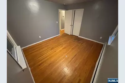 20 Brookdale 1 #1, Newark, NJ 07106 - Photo 5