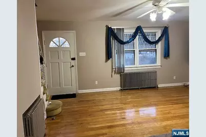 144 Magnolia Avenue, Hillsdale, NJ 07642 - Photo 3