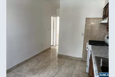 434 67th Street 2 #2, West New York, NJ 07093 - Photo 5