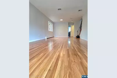 2420 Rossett Street A #A, Fort Lee, NJ 07024 - Photo 3