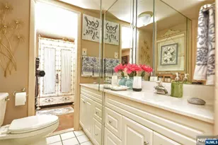 279 West Pl, Washington Township, NJ 07676 - Photo 25