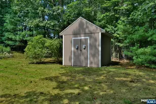 279 West Pl, Washington Township, NJ 07676 - Photo 33