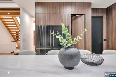 801 Godwin Road, Paramus, NJ 07652 - Photo 29