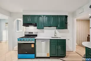 320 Orient Way 2, Rutherford, NJ 07070 - Photo 7