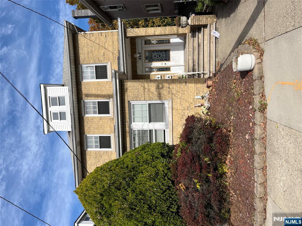 465 Greenmount Ave 1 1, Cliffside Park, NJ 07010 MLS