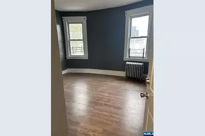 602 Chancellor Avenue, Irvington, NJ 07111 - Photo 11