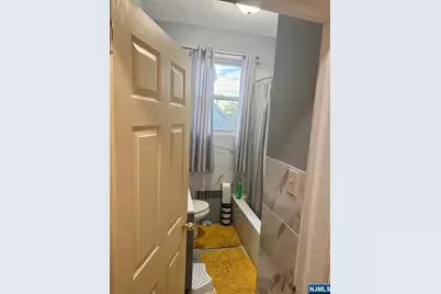 602 Chancellor Avenue, Irvington, NJ 07111 - Photo 5