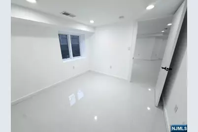 86 W Mahan Street, Tenafly, NJ 07670 - Photo 13