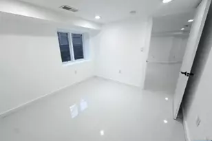 86 W Mahan St, Tenafly, NJ 07670 - Photo 13