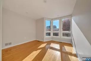 55 Victoria Pl, Fort Lee, NJ 07024 - Photo 31