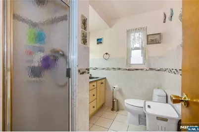431 Blanchard Terrace, Hackensack, NJ 07601 - Photo 19