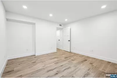 492 Oaktree Road, Oradell, NJ 07649 - Photo 39