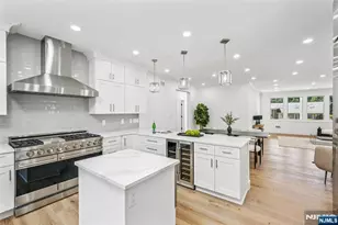 492 Oaktree Rd, Oradell, NJ 07649 - Photo 7