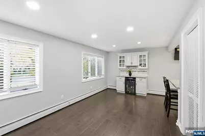 473 Lincoln Drive, Paramus, NJ 07652 - Photo 9