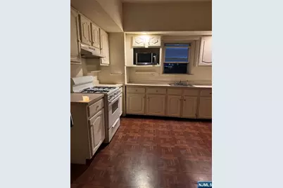 625 Harrison Avenue 3rd Floor #3rd floor, Harrison, NJ 07029 - Photo 7